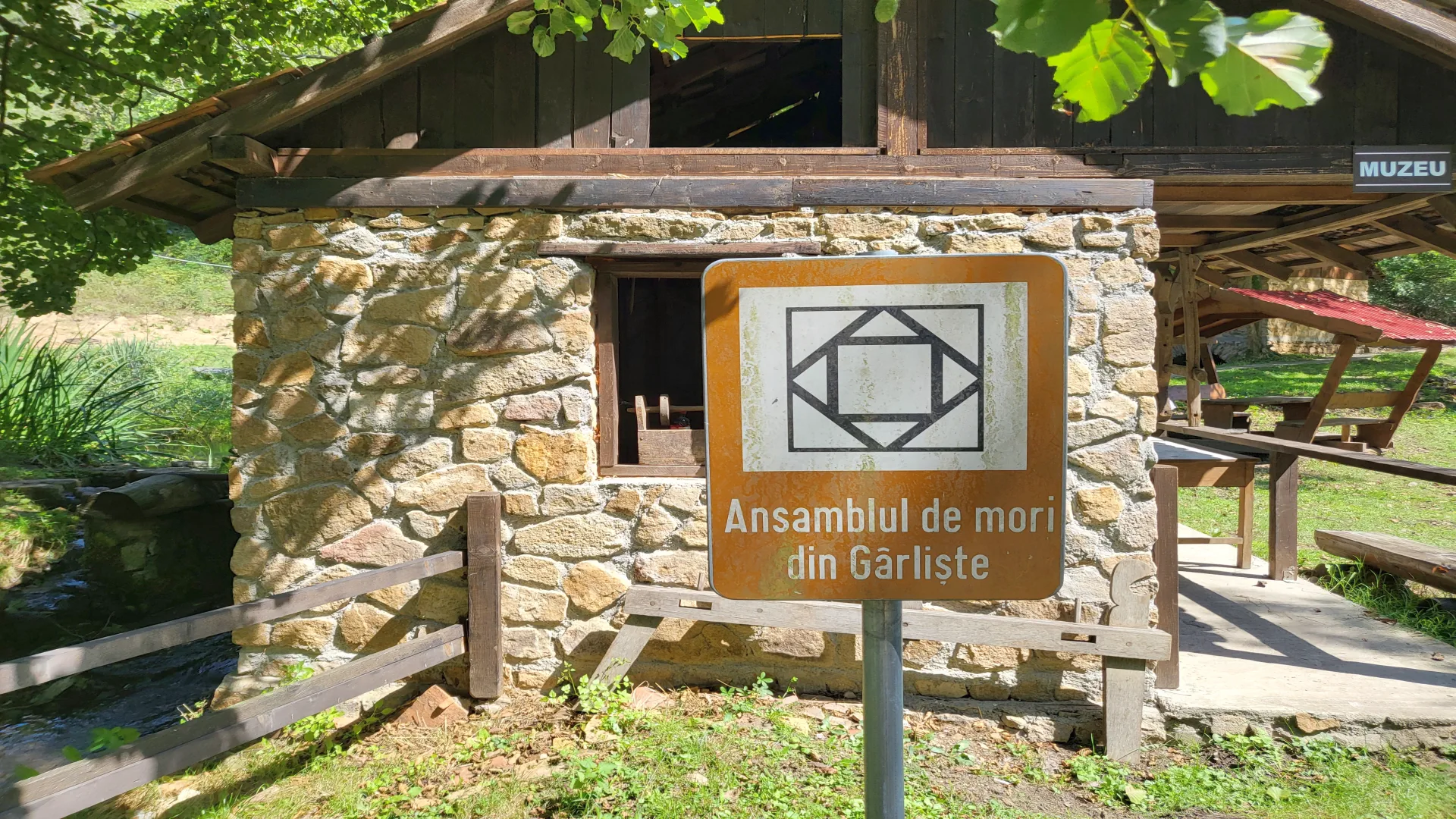 CARAȘOVA - MORI DE APĂ, GÂRLIȘTE, CARAȘ-SEVERIN