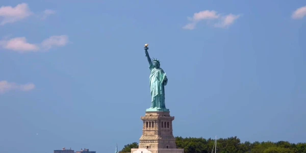 #fa-caption-196 STATUL NAȚIUNE VERSUS CORPORAȚIE