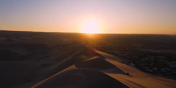 LAVĂ DE STELE / LAVA OF STAR